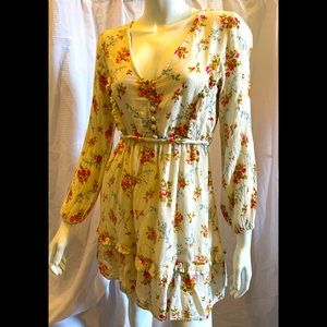 Sim and Sam Anthropologie XS 31” long boho mini dress floral w/belt-long sleeves